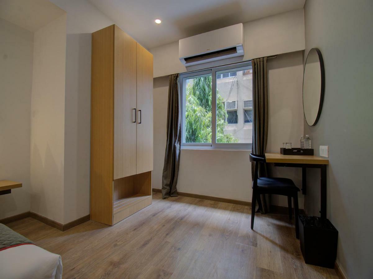 Oyo Townhouse 150 Shreyas Colony Ahmedabad Exterior photo